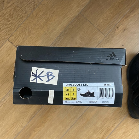 Gently worn Adidas UltraBOOST LTD sz8.5 - Picture 2 of 6